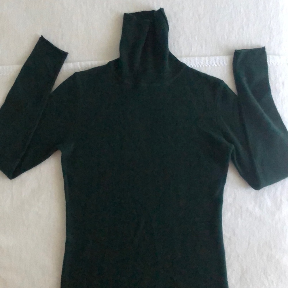 Brand new Neiman Marcus cashmere sweater